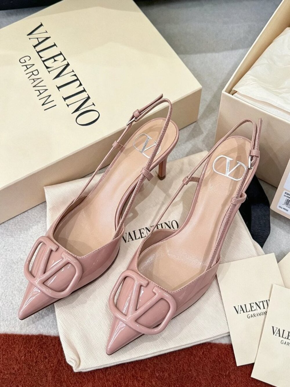 Classic Valentino shoes: A Stylish and Versatile Choice for Elegance